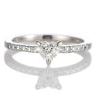 ファンシーカット エンゲージリング ダイヤモンド0.4ct ハートシェイプカット エタニティ
