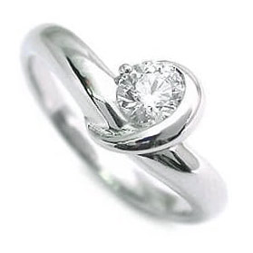 ハート&キューピット エンゲージリング ダイヤモンドプラチナリング 婚約指輪