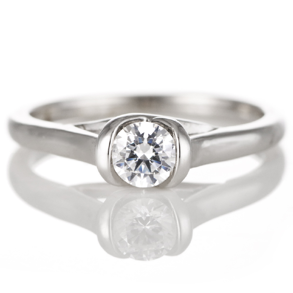 【鑑別書付】 プラチナ ダイヤモンド リング 婚約指輪 エンゲージリング ウェーブ