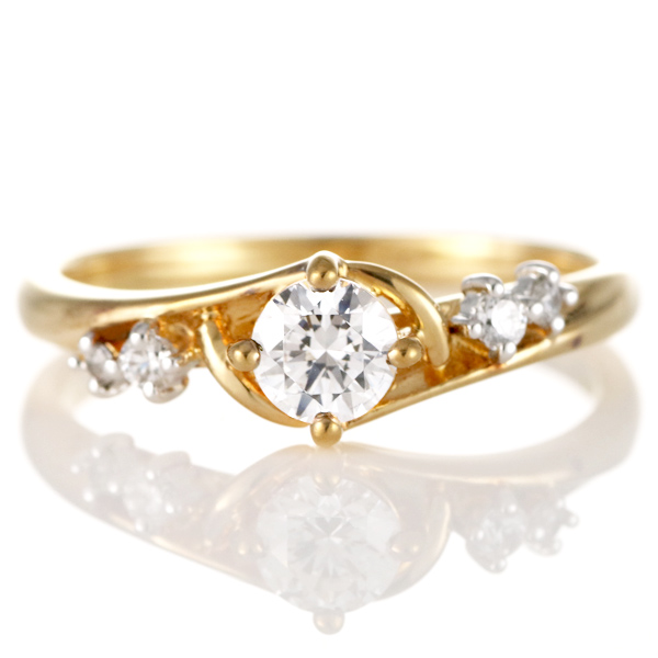 【鑑別書付】 プラチナ　K18イエローゴールド ダイヤモンド リング 婚約指輪 エンゲージリング