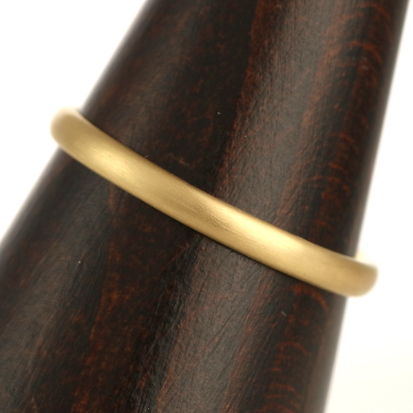 日本製新品 結婚指輪 マット 甲丸 ウエーブ 天然石 ダイヤモンド オーダー マリッジリング 18金 ゴールド つや消し 低価在庫あ