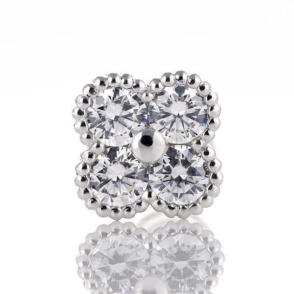 ダイヤモンド プラチナ ピアス 片耳 ダイヤモンド 0 5ct クローバー 4月誕生石 メンズ 男性 V115 Suehiro