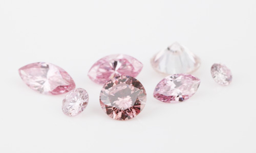 稀少！ピンクダイヤモンドという宝石が持つ意味や効果とは？