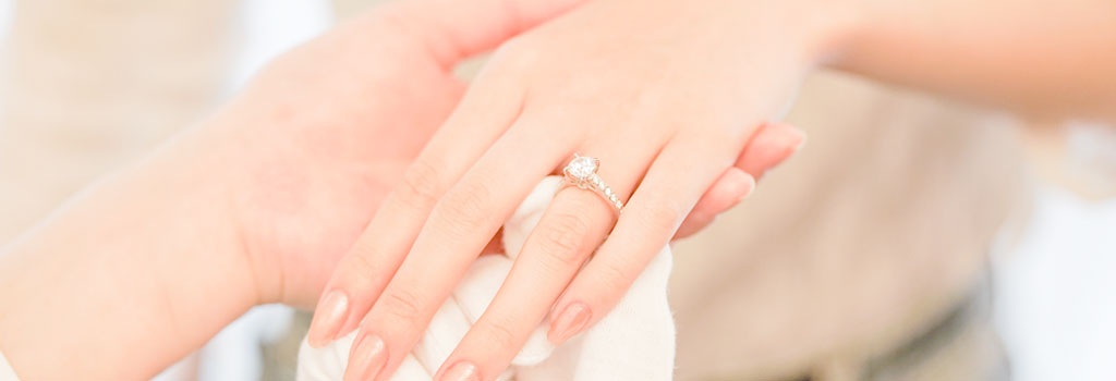 婚約指輪のデザインの選び方