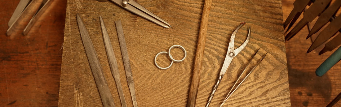 結婚指輪 素材 人気